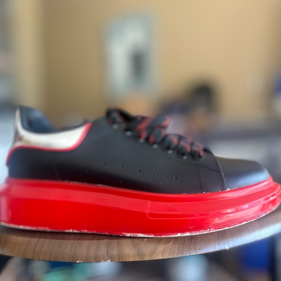 Pre-owned Alexander Mcqueens size 9 - Picture 11 of 15